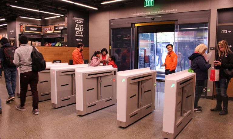 Grocers Leverage Cashier-Less Checkout