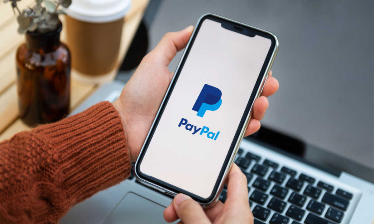 Indonesia Lifts Ban on PayPal Use