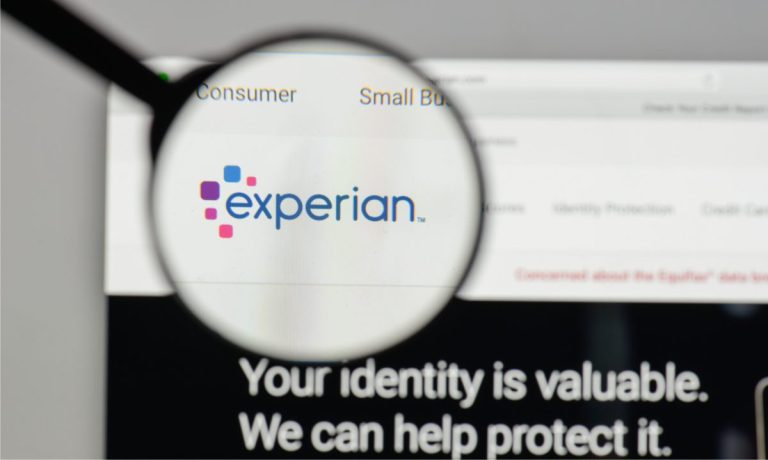 Connected economy, Experian, credit scores