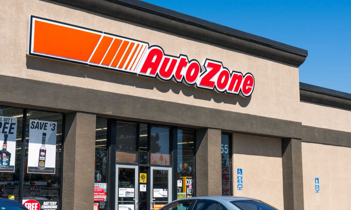 AutoZone Same-Store Sales Rise 5.3% in Fiscal Q2 2023