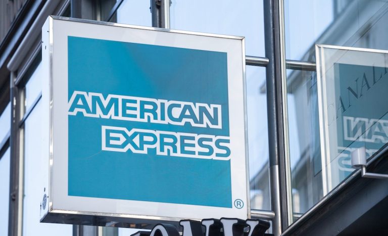 Amex to Acquire Nipendo to Grow B2B Platform