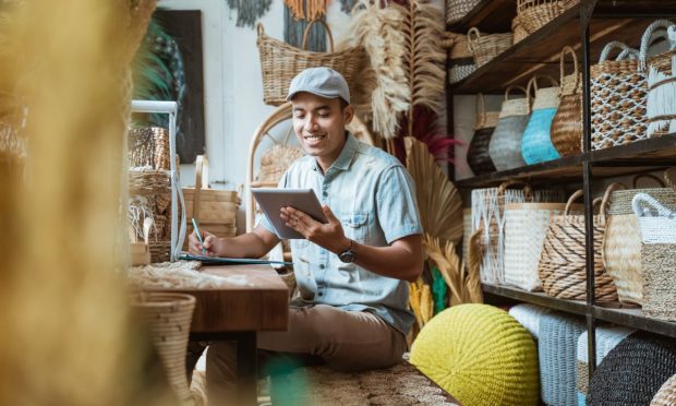 SMBs Are 32% Less Likely Than Larger Rivals to Support Mobile Shoppers