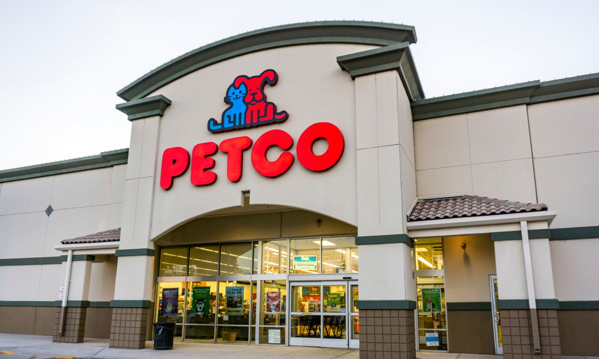 Petco Gets Paws Deep on Pet Essentials 