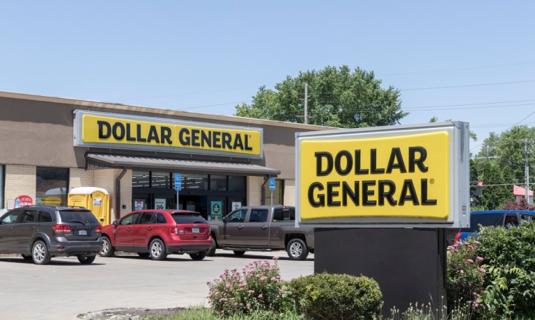 Dollar General store