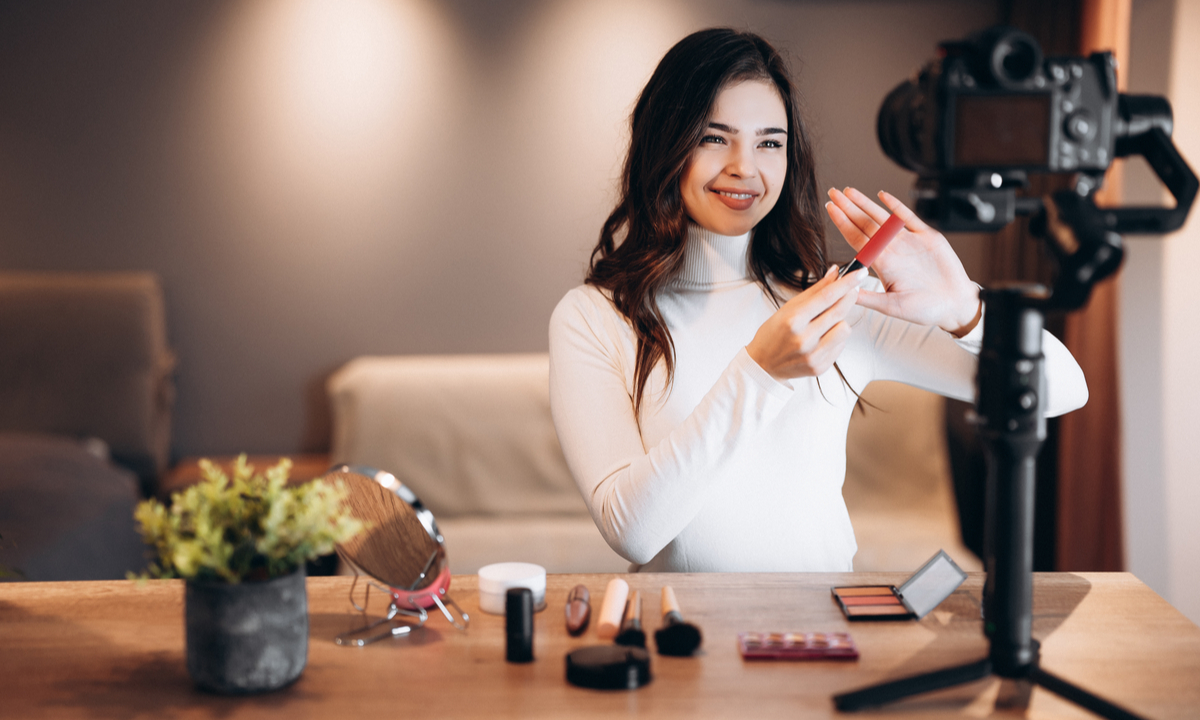 Bridging the Gap Between the Consumer and Retailer — the Creator  