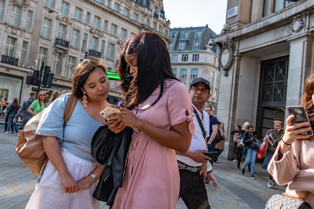 HSBC and Nova Team to Help UK Immigrants Boost Their Credit