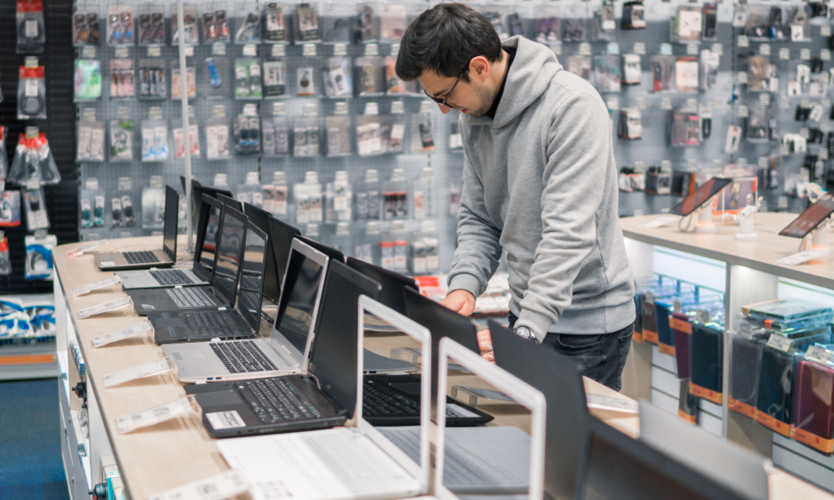 PC Market Expected to Recover After 8 Quarters of Decline