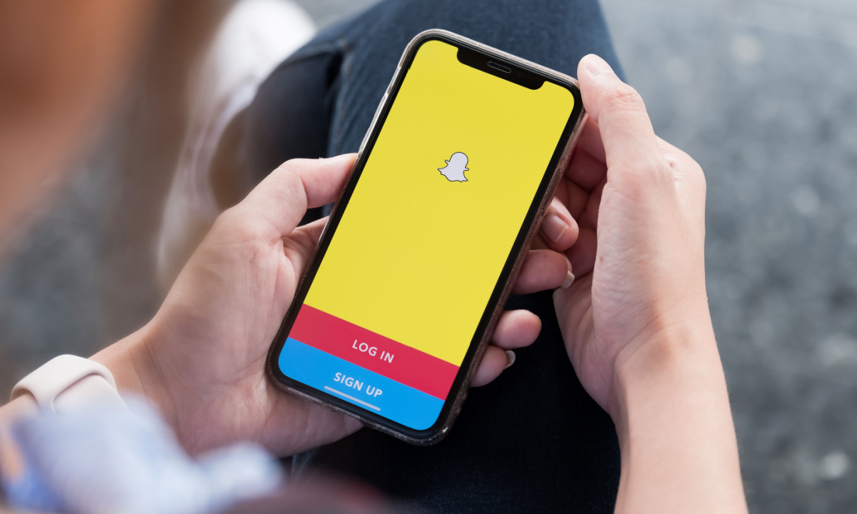 Snapchat Adds AI-Powered Tools to Build AR Effects