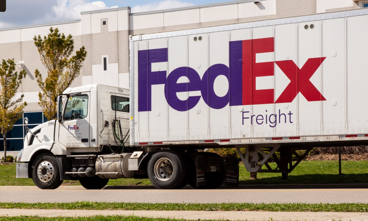 Experts Expect Spinoff as FedEx Considers Future of Freight Unit