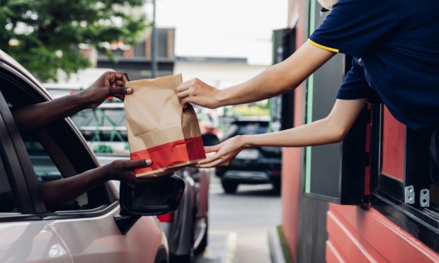 Restaurants Push Promotions as Diners Lose Appetite for High Prices