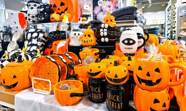 Halloween Has Retailers Scared as Consumers Trade Down