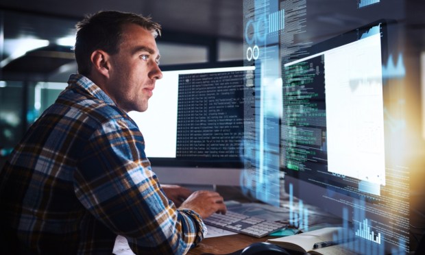 Trump Looks to Go ‘On the Offense’ Against Cyberattackers