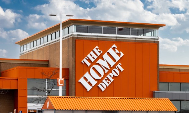 Home Depot Adds DoorDash to On-Demand Delivery Lineup