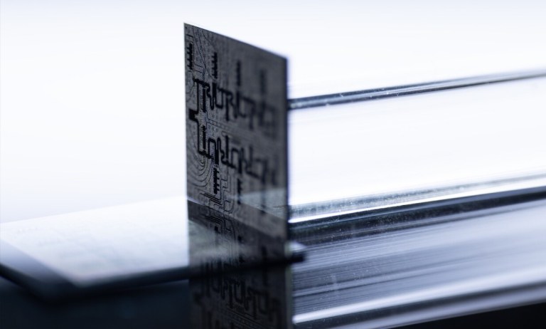 Amazon Debuts Chip It Aims to Scale Into Quantum Computer