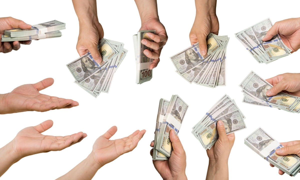 Bank Loan or Embedded Financing? Depends on How Sunny a Business Is About the Economy