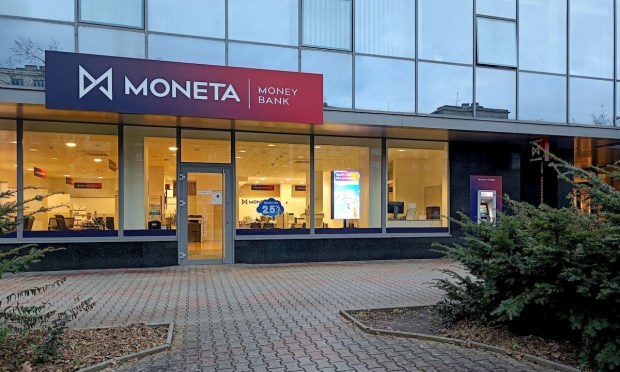 Moneta Money Bank Taps Real-Time Tech to Serve Customers Faster