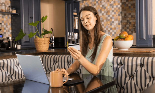 Report Finds More Than One-Third of Small Business Shoppers Manually Enter Payment Data