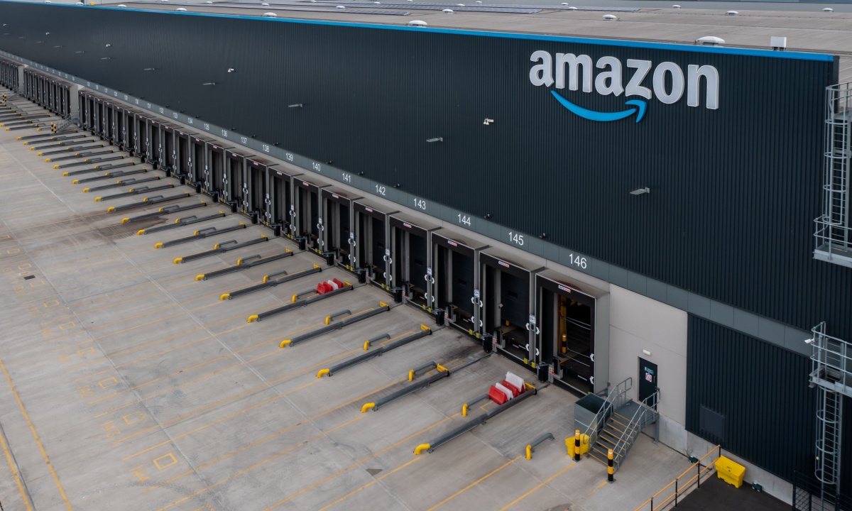 Amazon Bets on In-House AI Stack as Walmart Amplifies Workforce