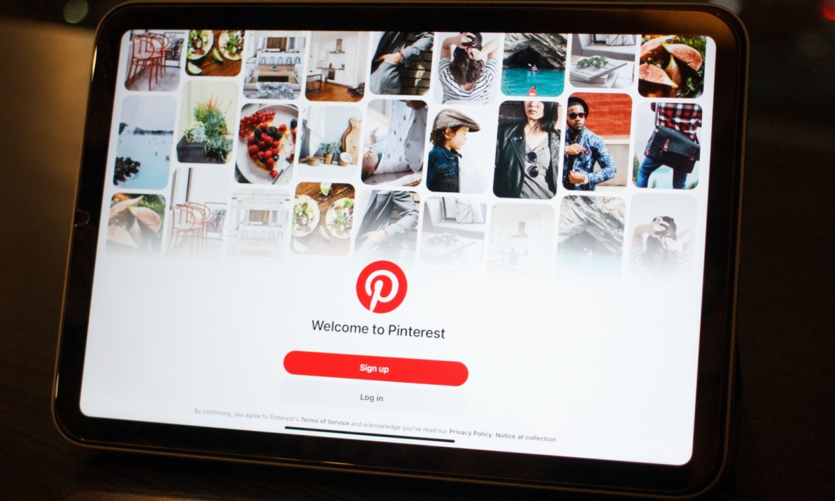 Pinterest Adds AI-Powered Shopping Trend Forecasts for Advertisers