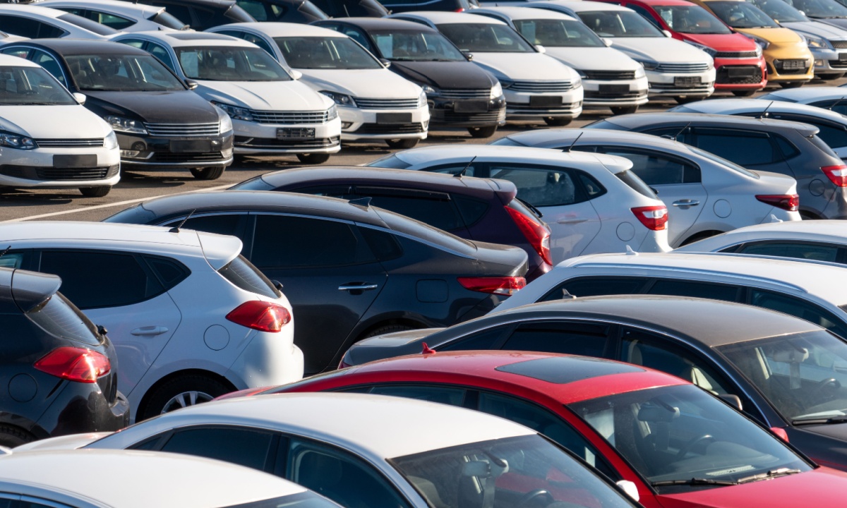 Auto Sales Return to Normal After Two-Month ‘Tariff Surge’