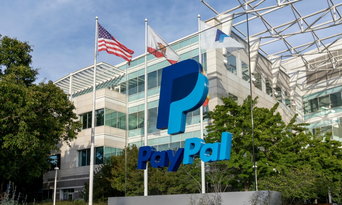 PayPal Turns to AI as Account Growth and Consumer Spending Slow