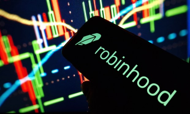 Robinhood Sues States to Turn Sports Bets Into Wall Street Trades