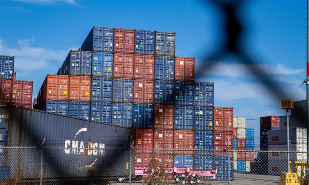 White House Warns of Lengthy Tariff Refund Timeline