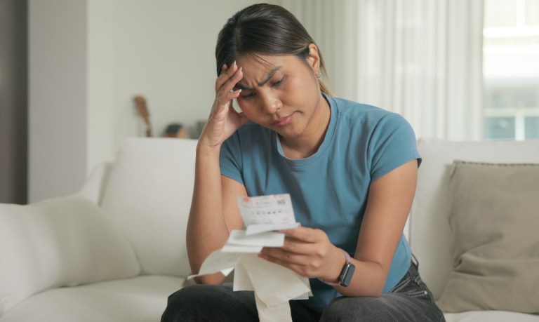 Paycheck-to-Paycheck Strain Sharpens Retail, QSR Spending Gap