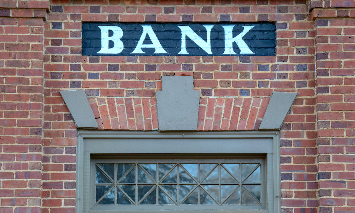 Congress Targets Regulation to Jumpstart New Community Banks