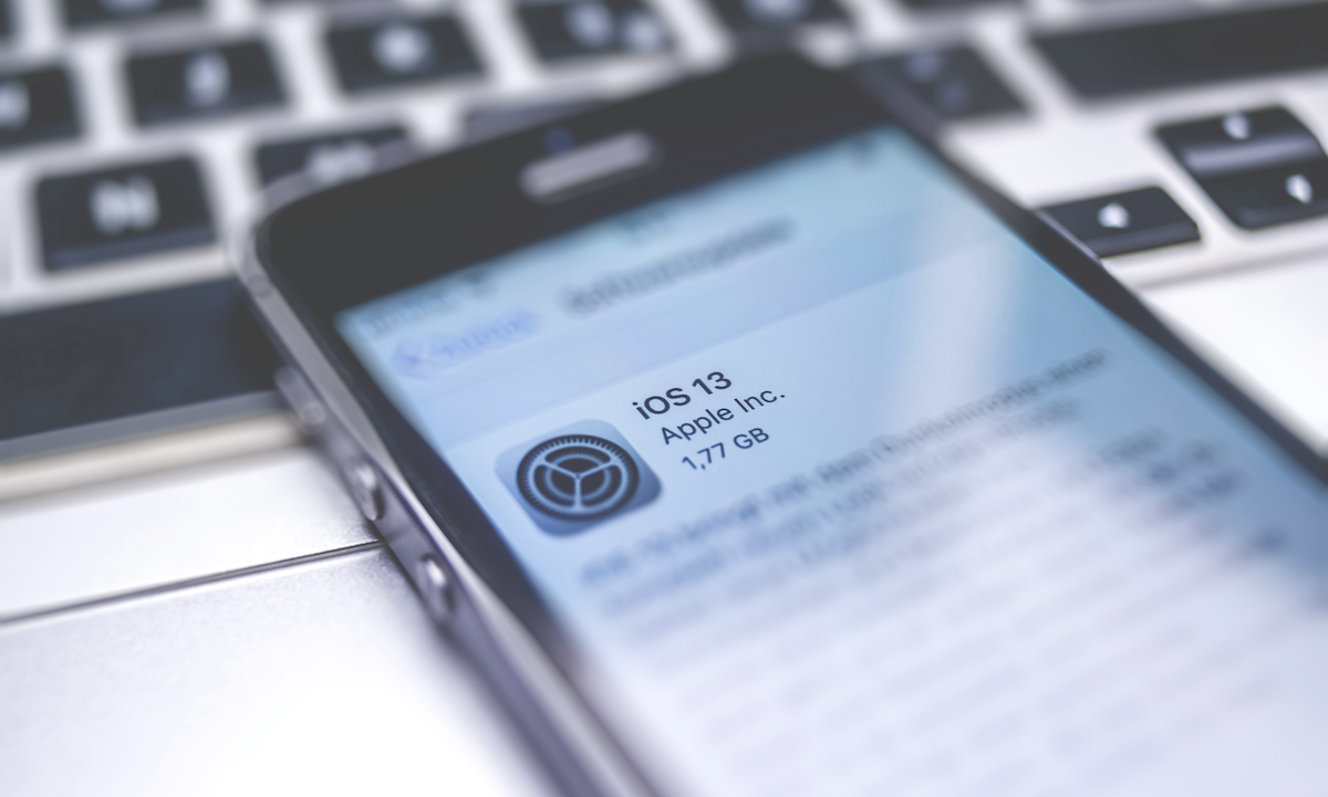 Google Warns Spyware Steals Crypto From Older iPhones