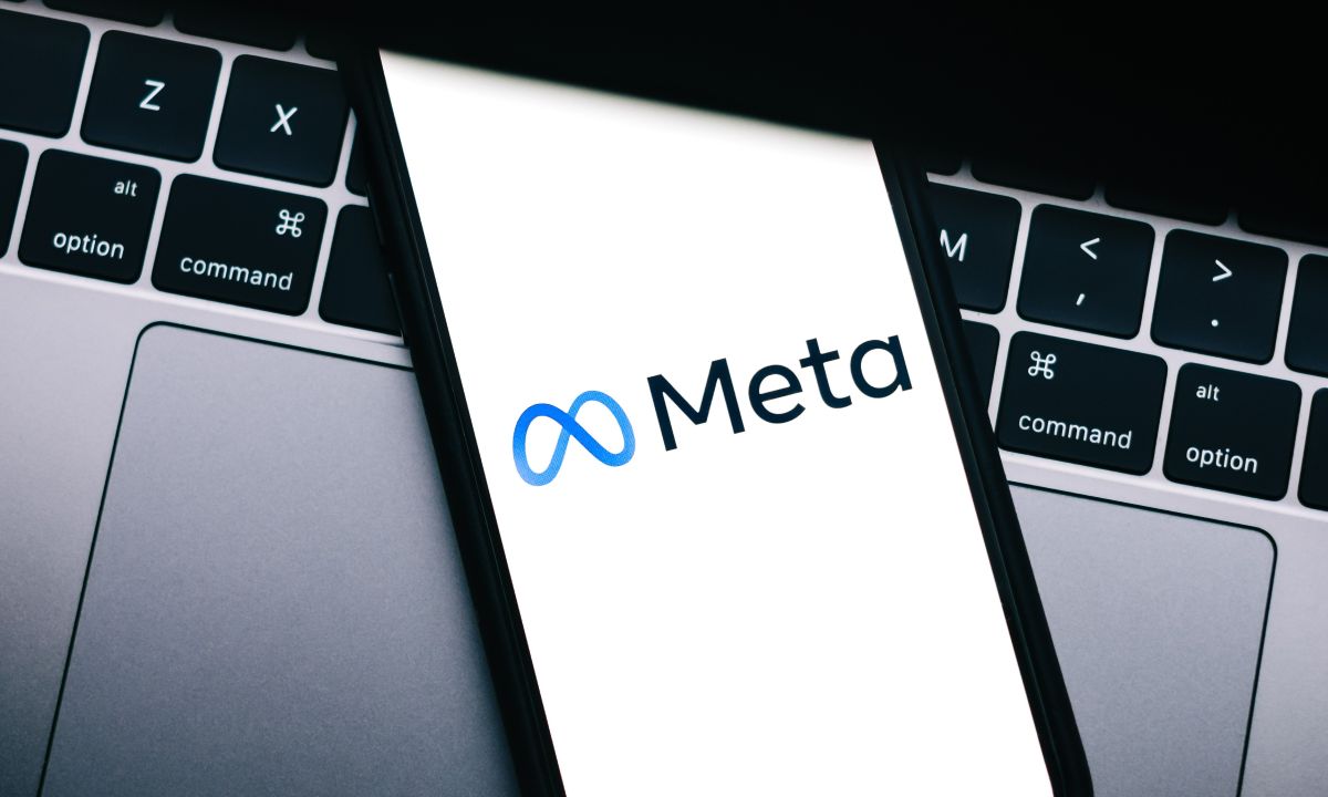 Meta Weighs Widespread Layoffs as AI Spending Grows