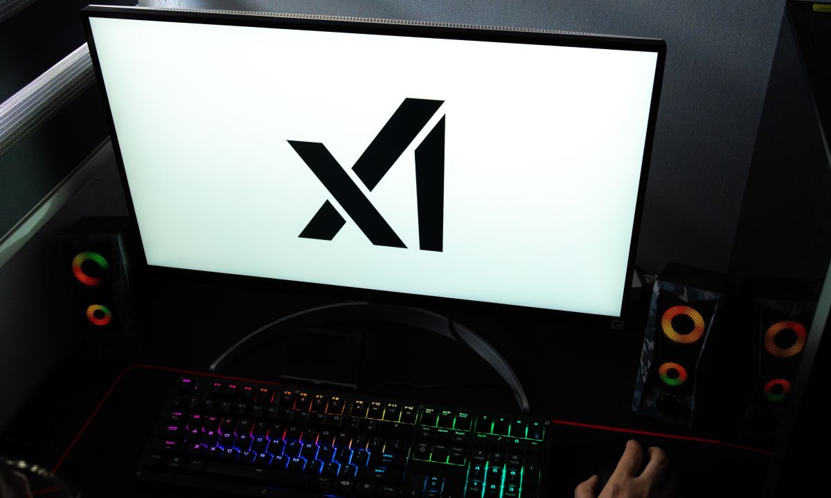 Musk Touts xAI Rebuild as Founders Leave