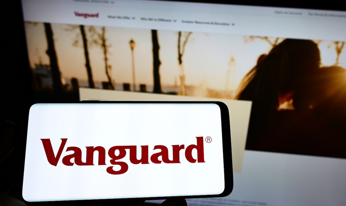 BlackRock and Vanguard Show the AI Edge Starts With Clean Data