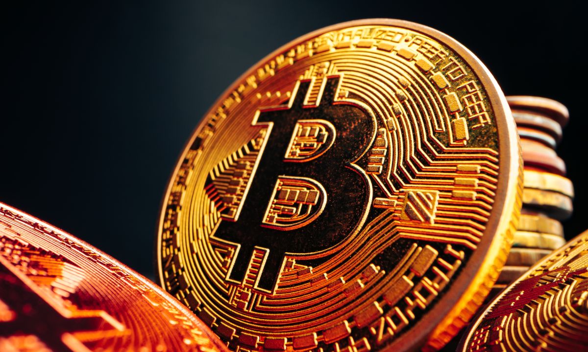 Crypto Embraces Regulator-in-the-Loop Strategy as Federal Rules Roll Out