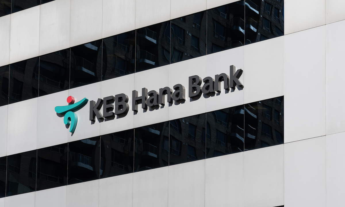 Hana Bank Buys $672.5 Million Stake in Upbit Owner