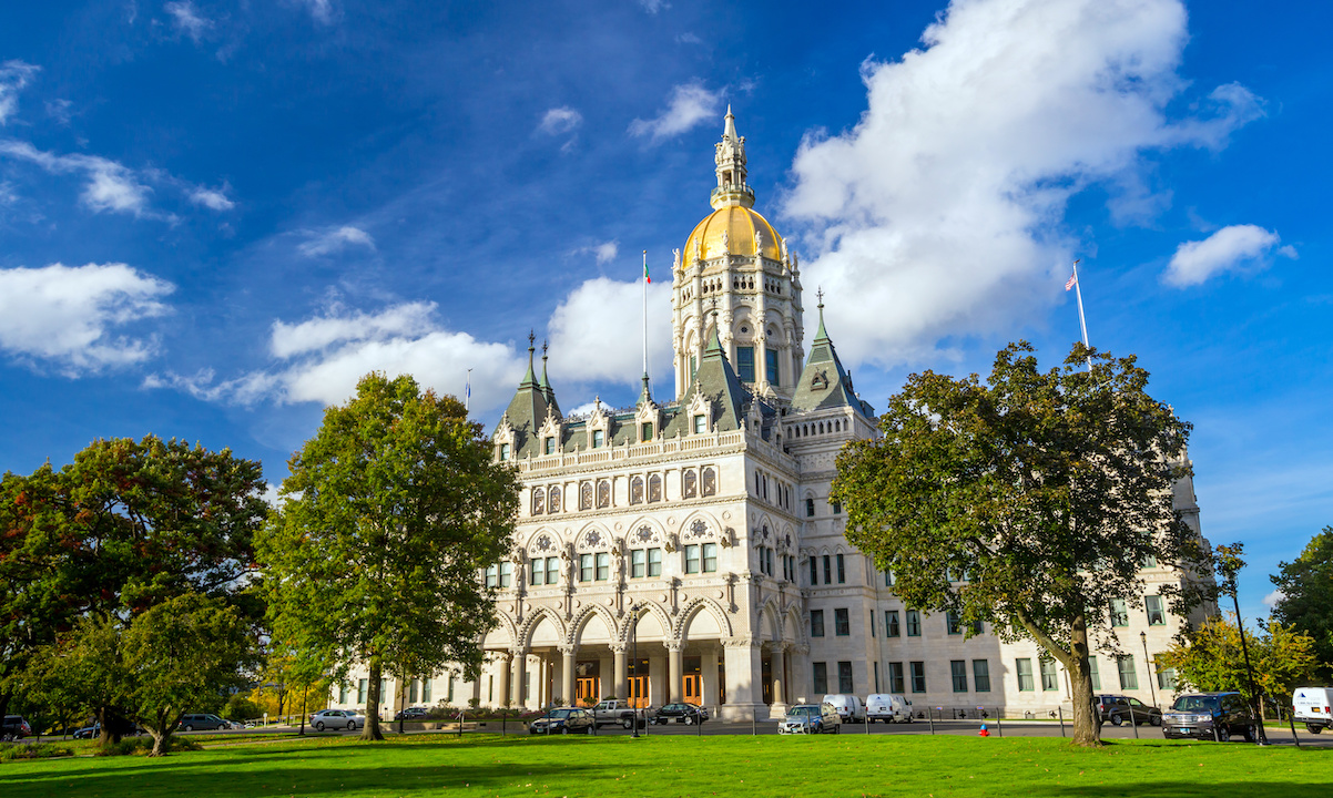 Connecticut Requires AI Companies to Disclose Subscription Limits