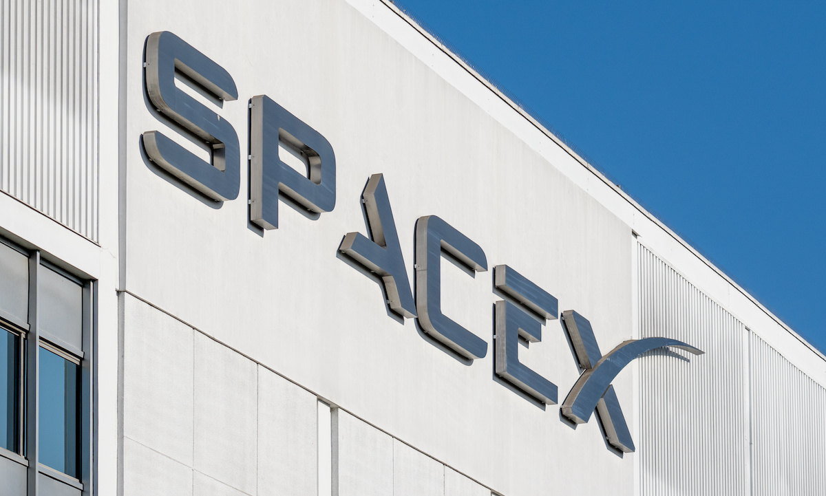 SpaceX Bets $60 Billion on AI It Couldn’t Build