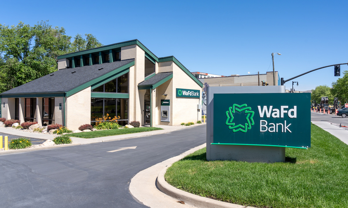EverBank-WaFd Deal Bridges Banking’s Digital and Branch Divide